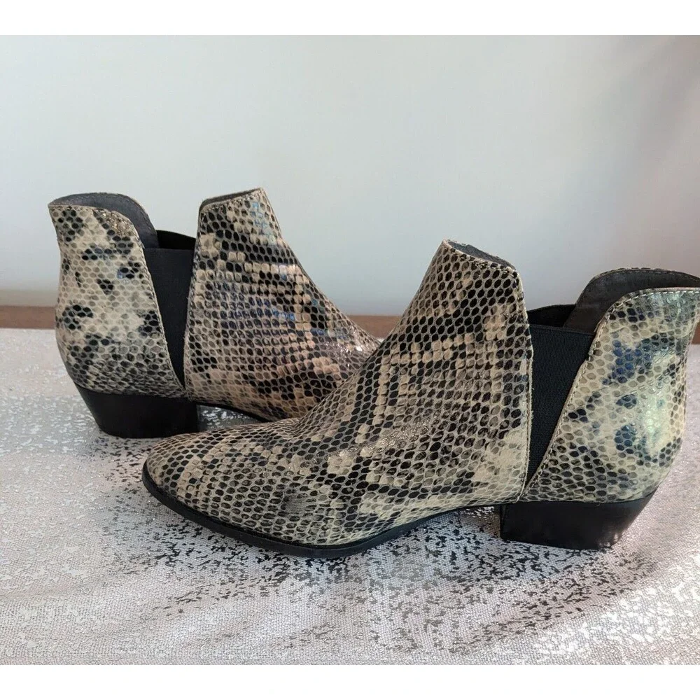 Seychelles Bootie Women 6.5 Waiting For You Chelsea Ankle Boot Leather Snakeskin